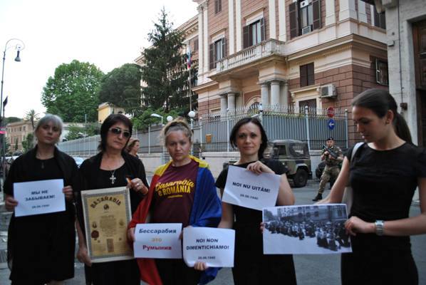 protest-ambasada-rusiei-roma